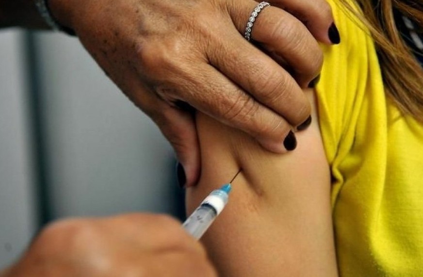 Sociedade Mineira de Reumatologia esclarece sobre vacina contra febre amarela
